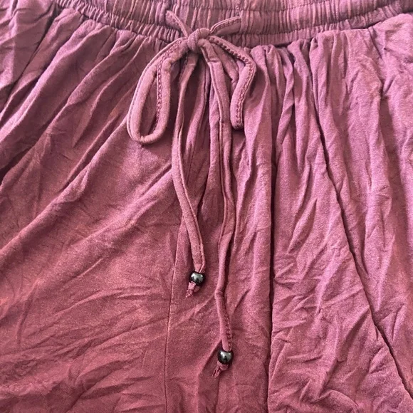 Burgundy Drawstring Jersey Shorts- POL - Picture 3 of 11